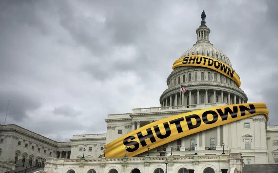 ДЕНЕГ НЕТ, НО ВЫ ДЕРЖИТЕСЬ…