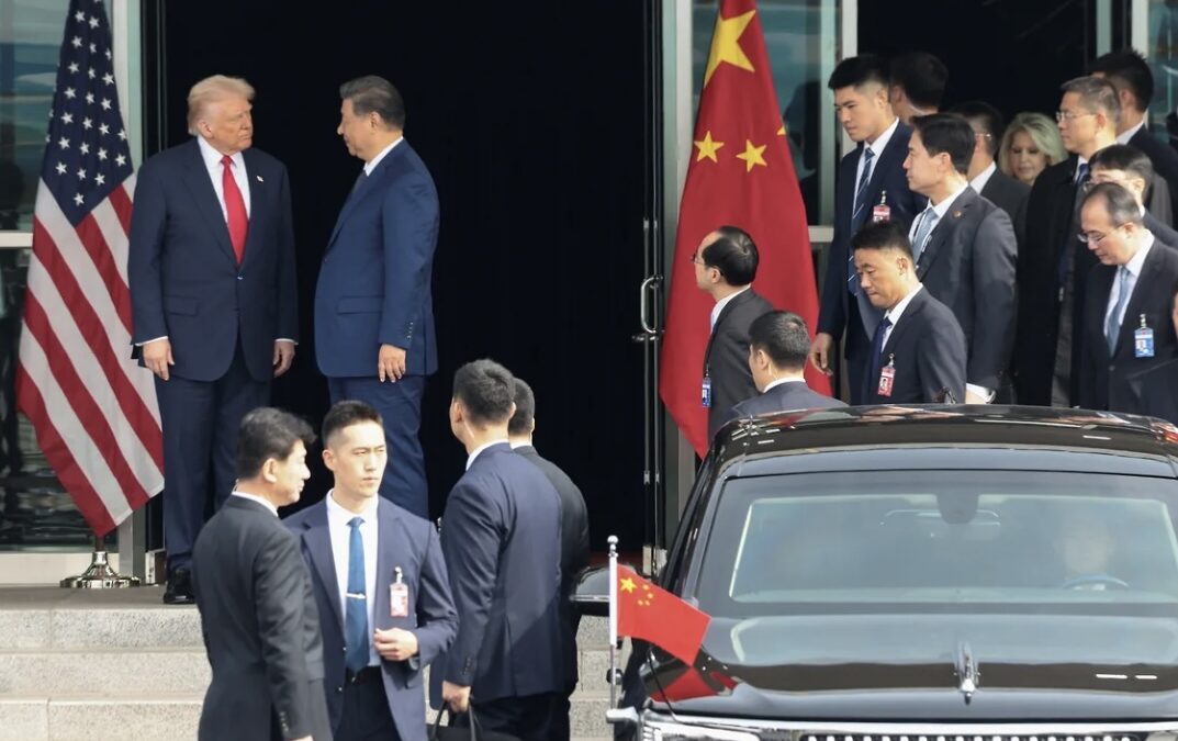 “ДЕРЖИ ДРУЗЕЙ БЛИЗКО, НО ВРАГОВ – БЛИЖЕ…”