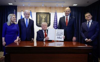 А МИРОМ ЗАПОЛНЯЮТ ПЕРЕРЫВ…